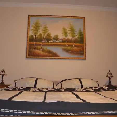 Palatin * Čachtice