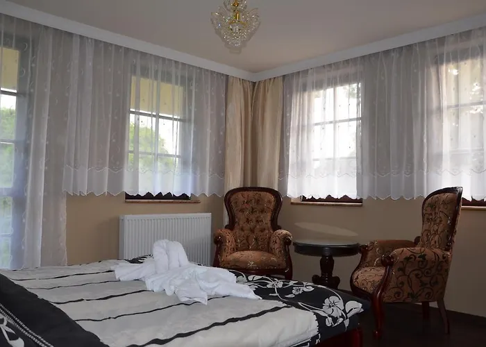 Palatín Quarto em Acomodações Particulares *